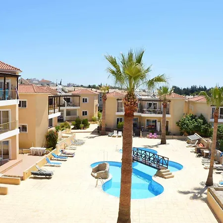 Sirena Olympia * Paphos